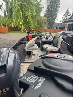 Lowe 16’ Fishing machine