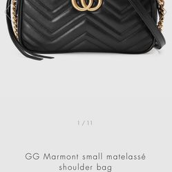 Gucci cross body leather bag. 