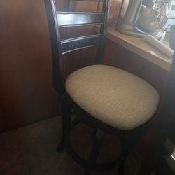 4 Large Bar Stools Like New