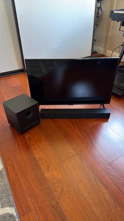 32’ 4K Samsung tv with sound system