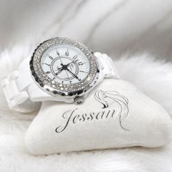 women's watch 👩‍🦱