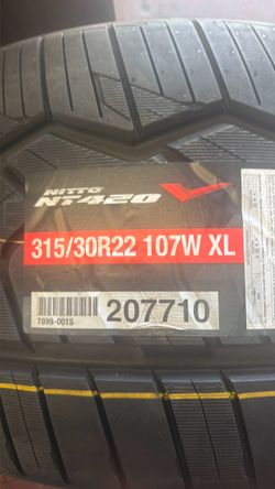 315/30r22 Nitto NT420v Tire