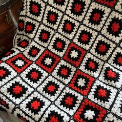 HAND KNITTED CROCHET THROW 72 X 72