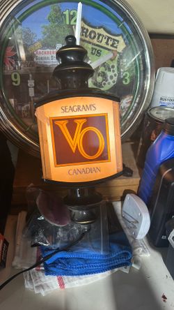 Seagrams Canadian light up sign