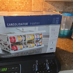Consolidator Pantry 40 Cans