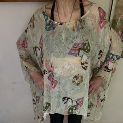 Rayon Poncho, Perfect For Raves