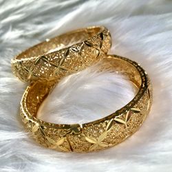 Asian Gold Bangle Bracelet