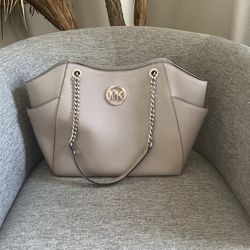 Michael Kors  purse 