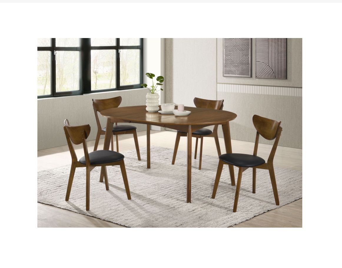 Oval dining set With 5 chairs