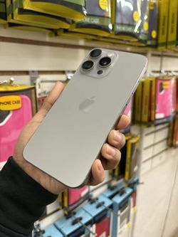 IPhone 15 Pro Max 256GB Unlocked 