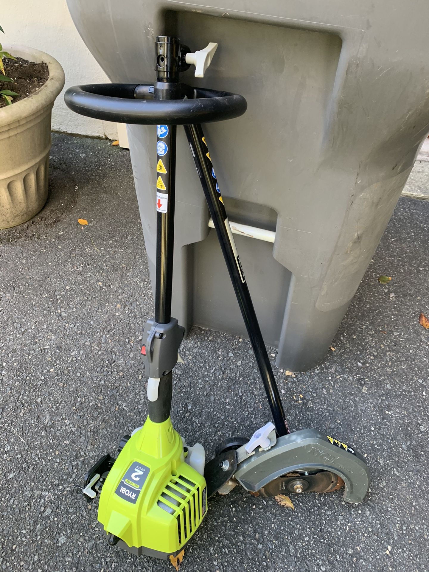 Ryobi Expand It with Edger attachment