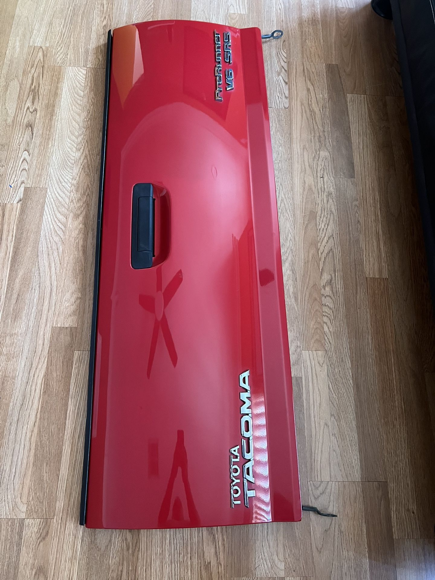 2007 Toyota Tacoma. Tail Gate.