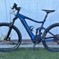 Giant Stance E Bike