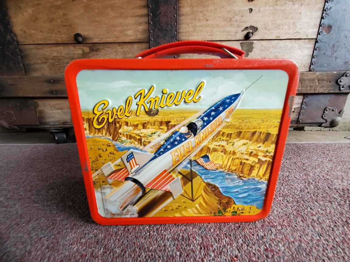 1974 Evel Knievel Lunch Box New for Sale in St. Petersburg, FL