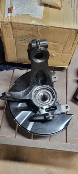 2016-----2021 Honda Civic front left driver side steering knuckle 686-431