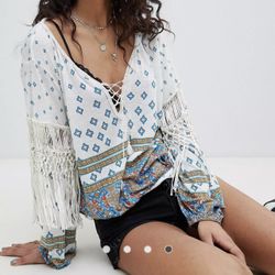 FREE PEOPLE White Blue Macra Maze Me Printed Fringe Bohemian Pleasant Blouse
