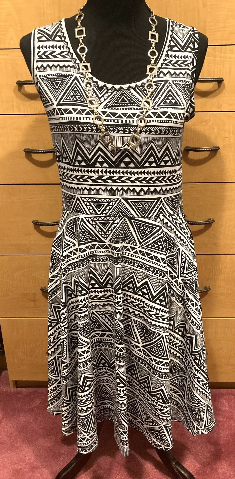 LulaRoe Black and White Dress - Comfortable Sleeveless Scoop Neck Soft Knit- M