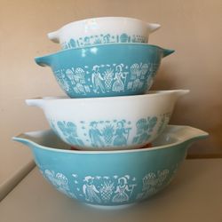 Pyrex Mixing Bowls