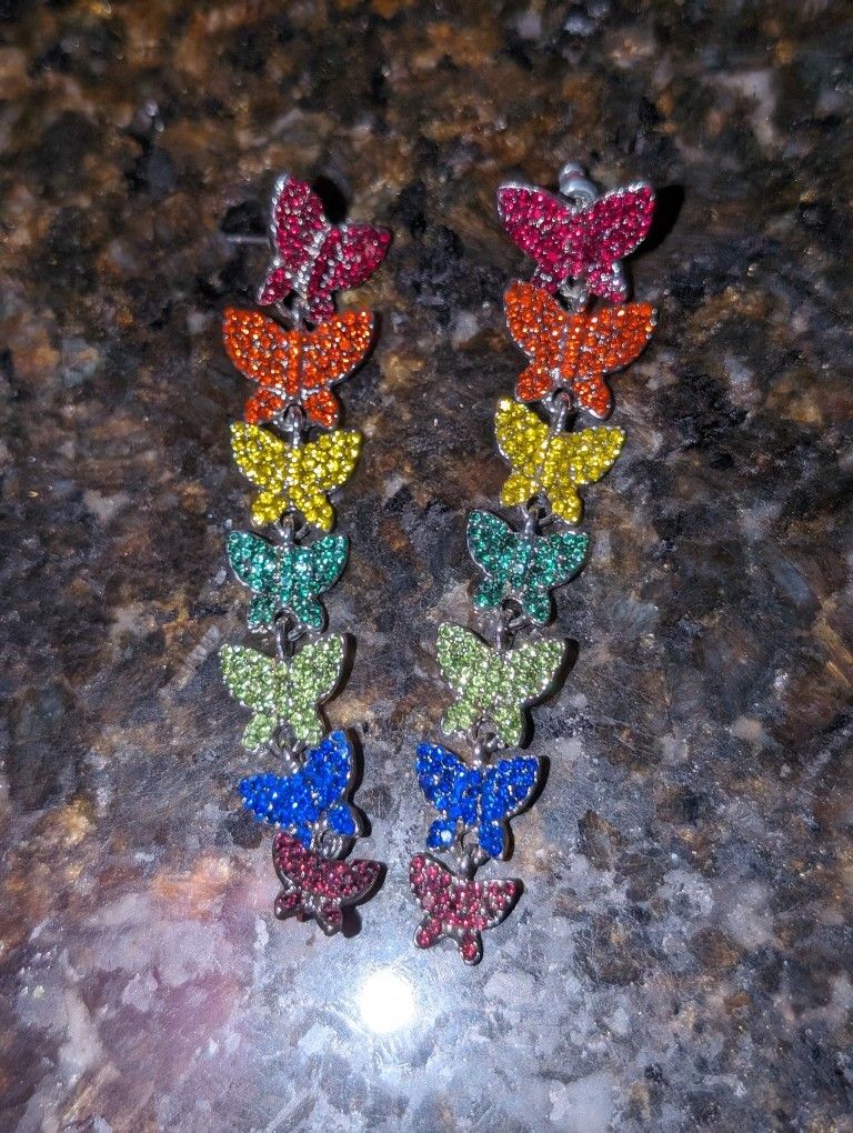 Beautiful Rainbow Butterfly Earrings 🦋