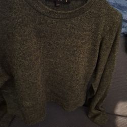 Green Sweater  Juniors