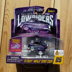 CarTuned Lowrider S1 1961 Chevy Impala