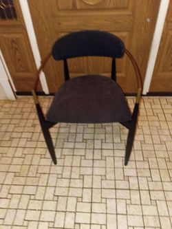 Accent chair