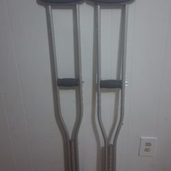 Crutches 