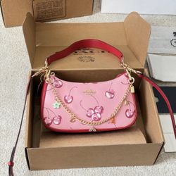 Coach Shoulder Bags 