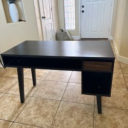 Black Wood Desk