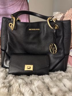 Pocketbook with wallet