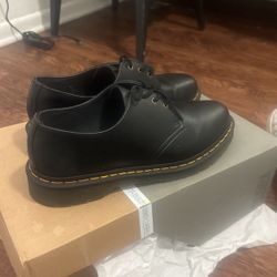 Dr Martíns Size 9