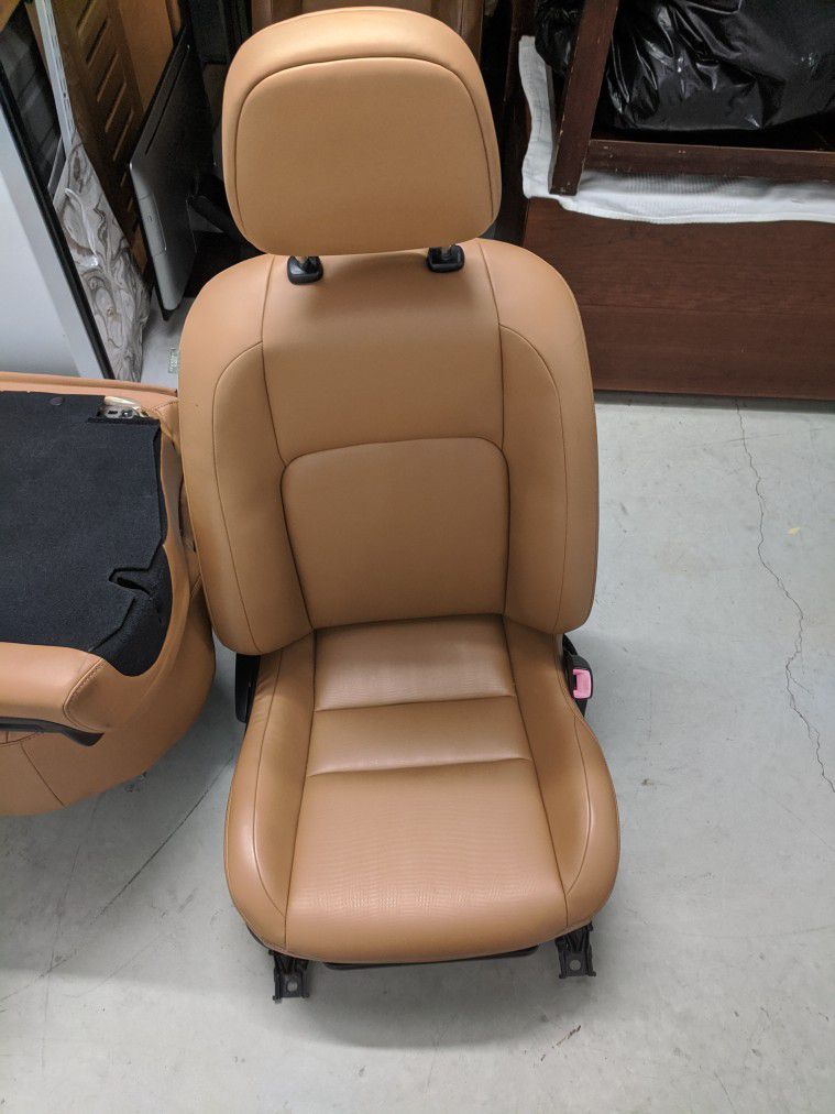 Lexus CT200h Interior Seats Full Set Front&Back Heated 