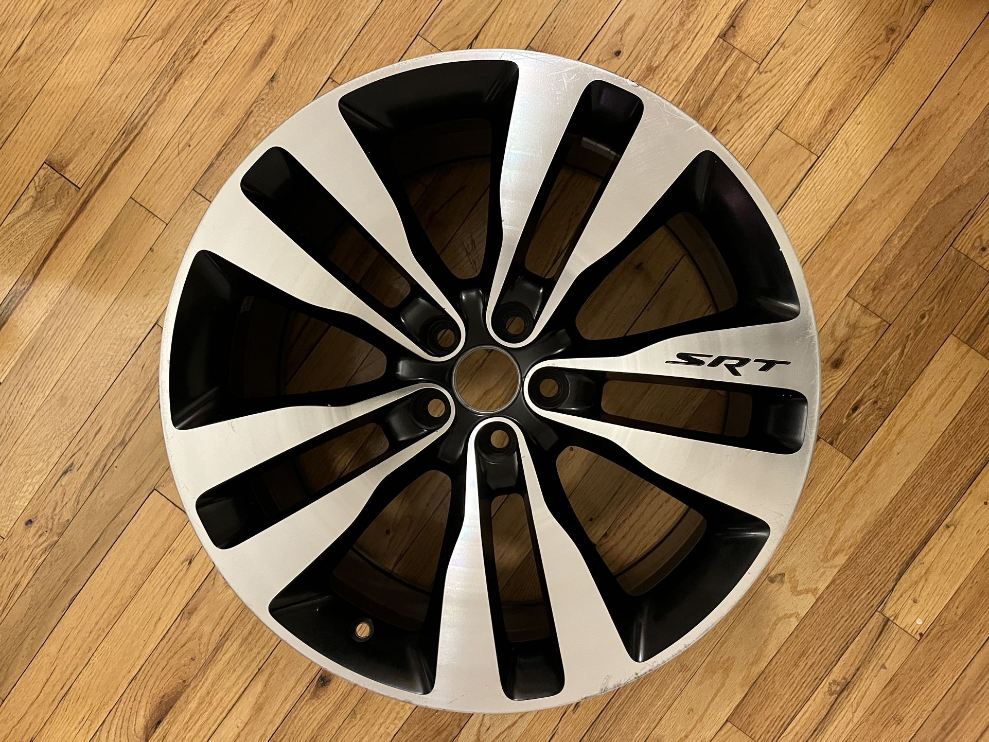 CRACKED Dodge Charger Challenger Srt8 Srt Rims 20” 5x115