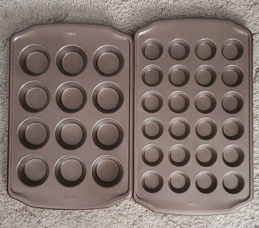 Muffin Tins Never Used