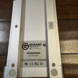G-Technology G-RAID with Thunderbolt (model 0G02289 / GRATHNB40002BAB), a dual-drive RAID enclosure with 4TB total capa