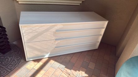 White Lacquer modern dresser
