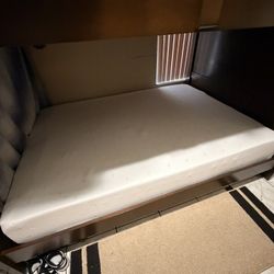 Full Size Mattress 