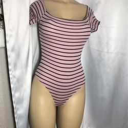 Bodysuit Size XS  $3