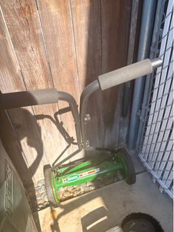Scott’s elite lawn mower