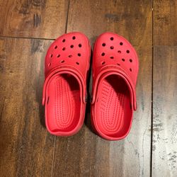 Used Unisex Kids Red Crocs Size 13