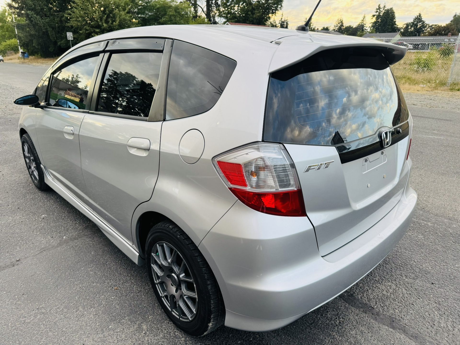 2011 Honda FIT