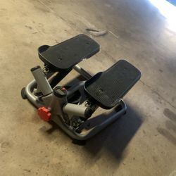 Sunny Stair Stepped With Counter 