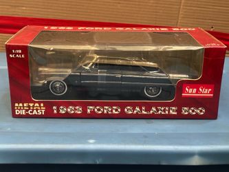 1963 FORD GALAXIE 500 DARK BLUE  1:18 DIE-CAST SUN STAR OPENING HOOD, DOORS & TRUNK