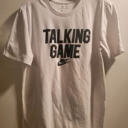 Men's Nike "Talking Game" t-shirt Size Large
