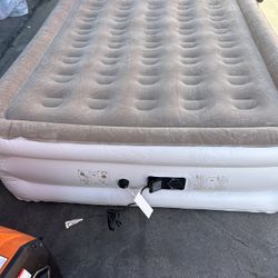 Colchón Inflable Con Bonba De Aire Integrada Nuevo