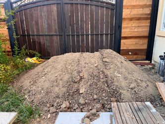 Free clean dirt