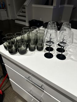 Black Water Glass Set