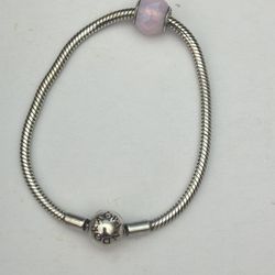 Pandora Bracelet with One Cham