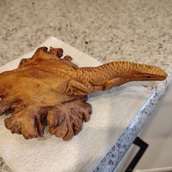 Vintage Carved Lizard On Parasite Wood