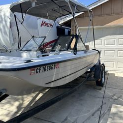 1977 Seaswirl Boat
